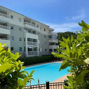 https://appartement-avec-piscine-privee.fr-provencehotel.com