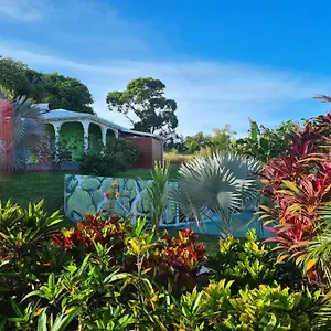 https://les-villas-de-boisvin.comcaribbean.com