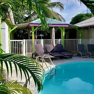 https://logisrev.comcaribbean.com